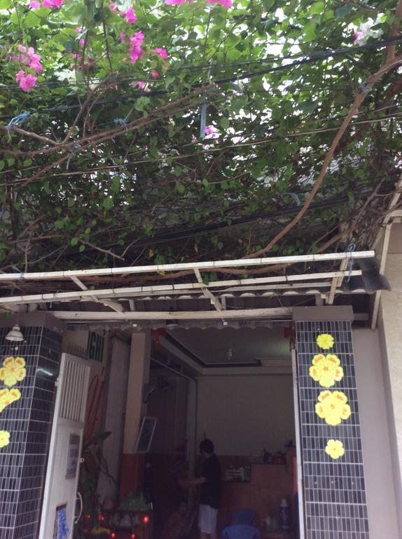 Nhu Y Guesthouse Phan Rang Bagian luar foto
