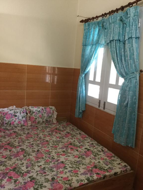 Nhu Y Guesthouse Phan Rang Bagian luar foto