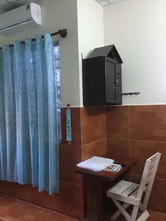 Nhu Y Guesthouse Phan Rang Bagian luar foto